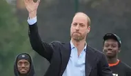 Pangeran William menunjukkan keterampilannya pada acara NFL Foundation UK (dok Instagram @onlycelebrityandroyalty/https://www.instagram.com/p/DBJS9zzPtsQ/?igsh=MXRjeW40eWU1cGtkbg==/Maheza Nurmiagita)