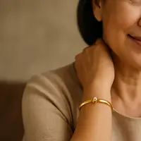 Model Gelang Emas Klasik untuk Ibu-Ibu 50 Tahun