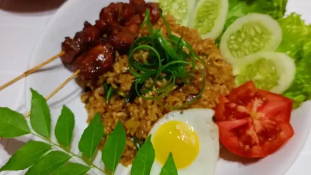 3 Varian Resep Nasi Goreng Kampung, Makanan yang Menginspirasi Ki Hajar Dewantara Pejuang Pendidikan Nasional