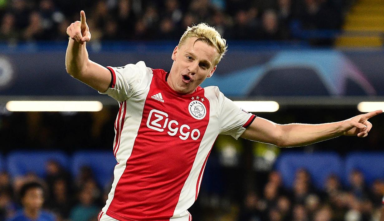 Pemain asal Belanda, Donny van de Beek, akhirnya resmi bergabung dengan Manchester United. Ia diikat dengan kontrak berdurasi lima tahun. (AFP/Glyn Kirk)