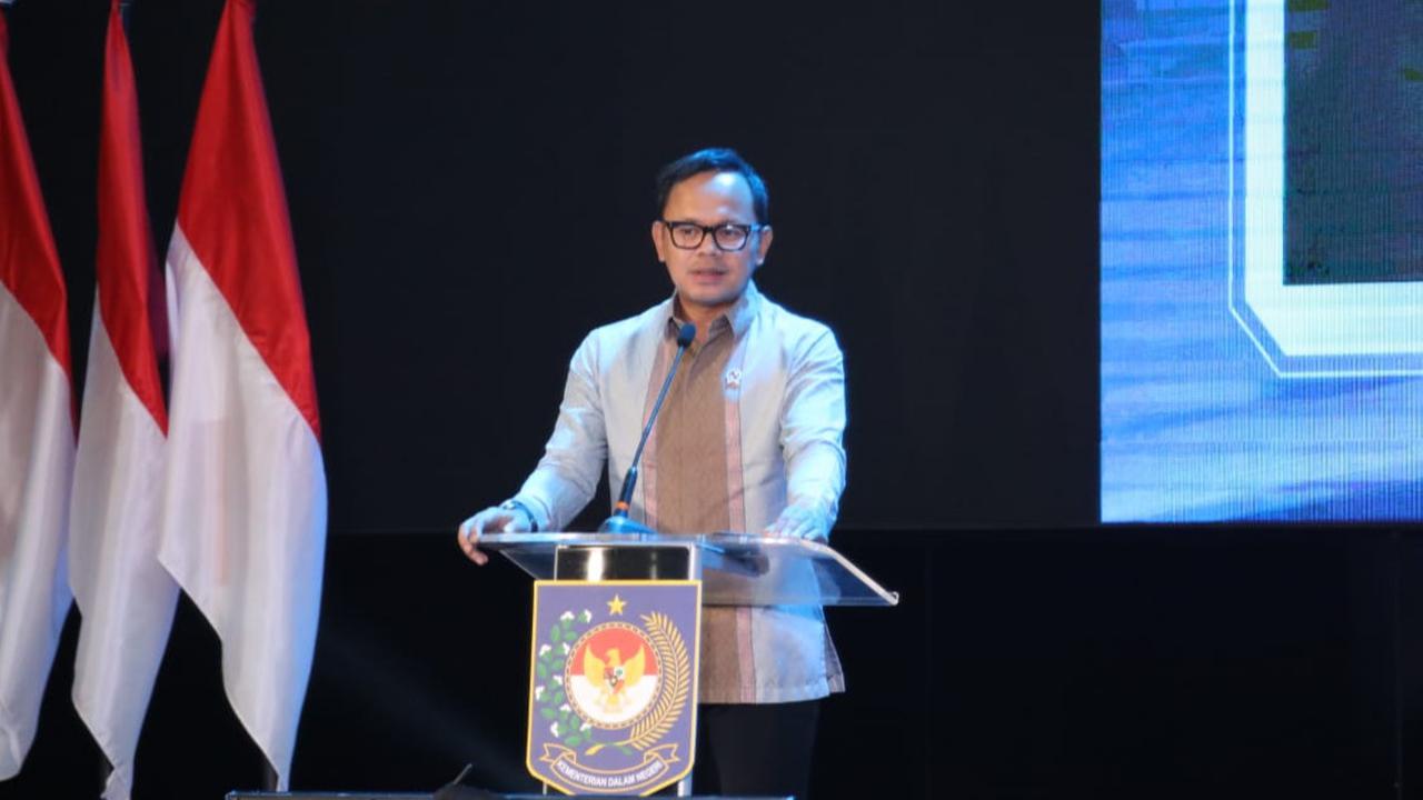 VIDEO: PDIP Kencang Bahas Isu 'Parcok' Usul Polri di Bawah Kemendagri, Begini Jawaban Wamen Bima