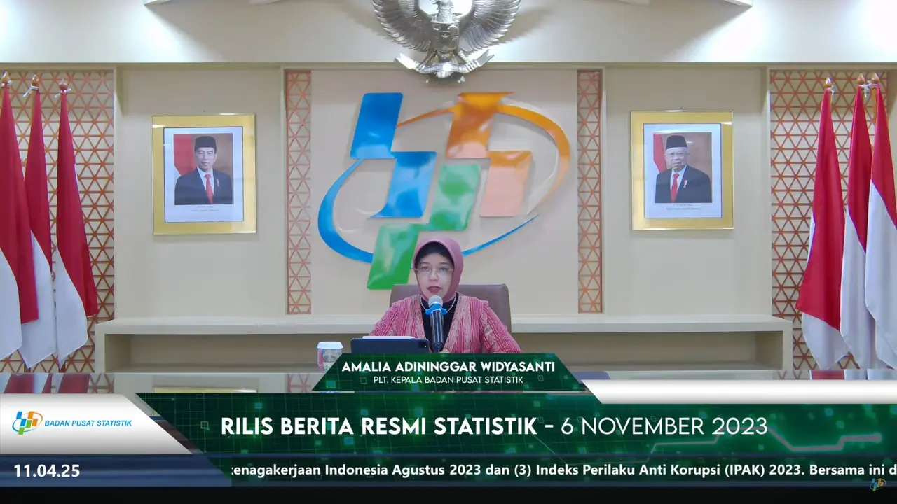 Plt. Kepala BPS, Amalia Adininggar Widyasanti dalam konferensi pers pengumuman pertumbuhan ekonomi kuartal II-223, Senin (6/11/2023). (Tira/Liputan6.com)