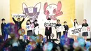 Pemungutan suara siswa sekolah dasar dalam menentukan maskot resmi untuk Olimpiade dan Paralimpiade 2020 di Tokyo, Jepang, Rabu (28/2/2018). Panitia telah menentukan dua karakter yang menjadi maskot Olimpiade dan Paralimpiade 2020. (Toru YAMANAKA/AFP)