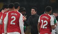 Dua hasil imbang beruntun, termasuk saat melawat ke markas tim juru kunci, memperlihatkan pola yang mulai mengkhawatirkan. Arsenal tidak hanya gagal menang, tetapi juga kehilangan poin dari situasi yang seharusnya bisa dikunci.