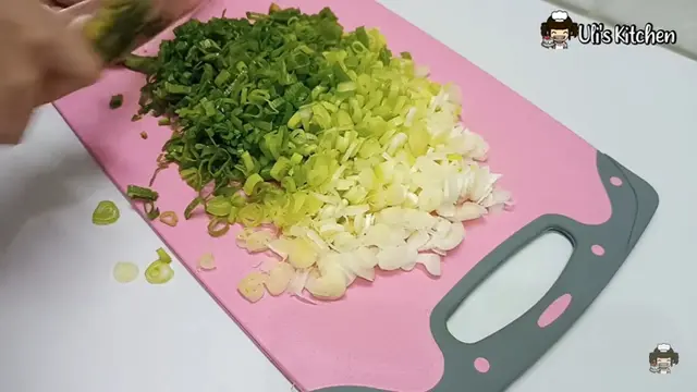 Tanpa Diaduk dengan Tepung, Ini Cara Masak Telur Dadar Jadi Lebih Tebal