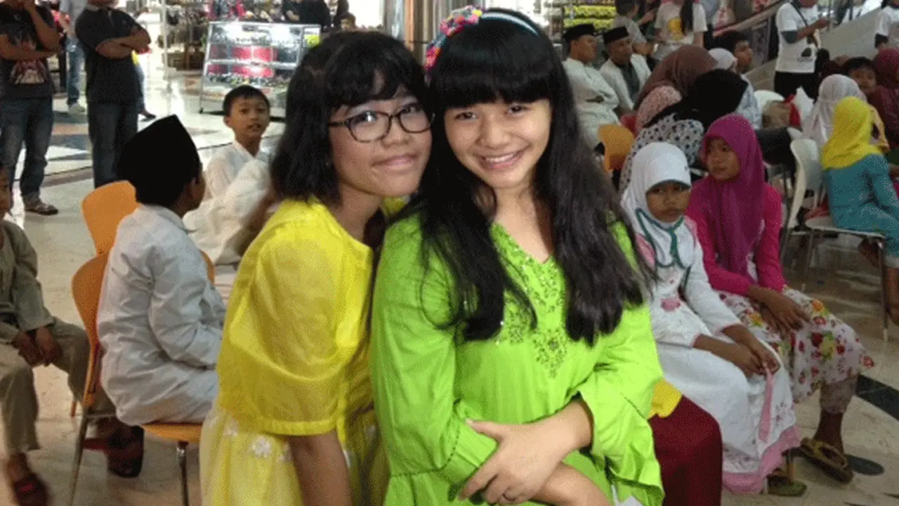 Amel Carla-Cyelia Saputra