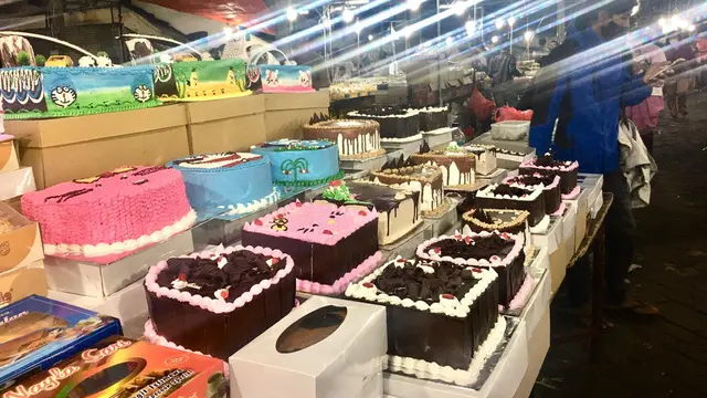 Cari Jajanan Pasar dan Kue Lezat lagi Murah, Yuk ke Pasar Kue Subuh Senen