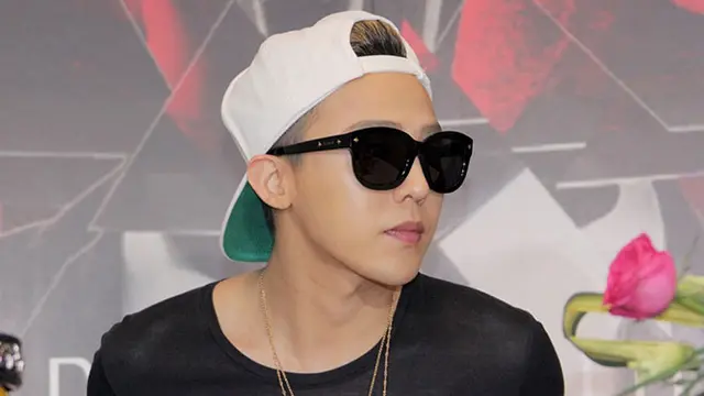 g-dragon-131212b.jpg