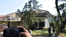 Viral Foto Keluarga Jampidsus di Rumah Sentul, Begini Tanggapan Polisi
