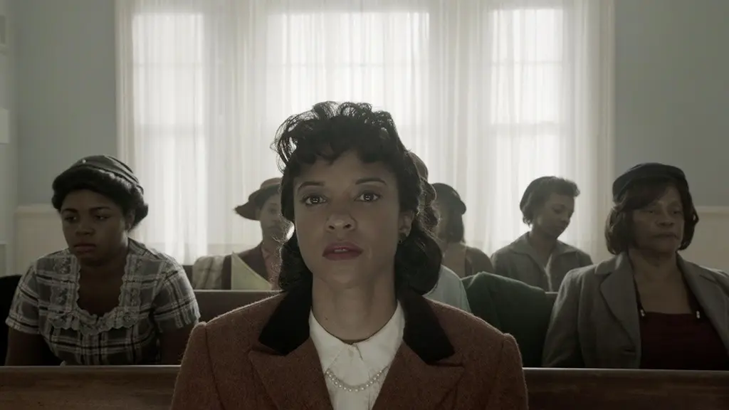 Renee Elise Goldsberry sebagai Henrietta Lacks di film The Immortal Life of Henrietta Lacks. (HBO)