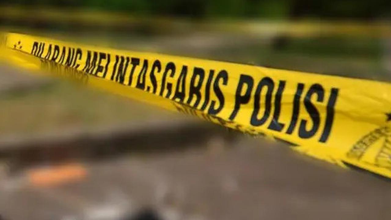 Detik-Detik Menegangkan Pria di Jakbar Bacok Selingkuhan Istri hingga Tewas