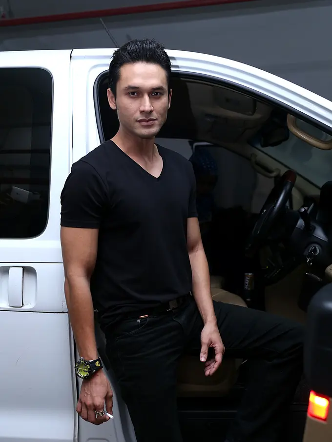 [Bintang] Indra L Bruggman