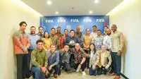 Erick Thohir bersama FIFA Chief Member Associations Officer