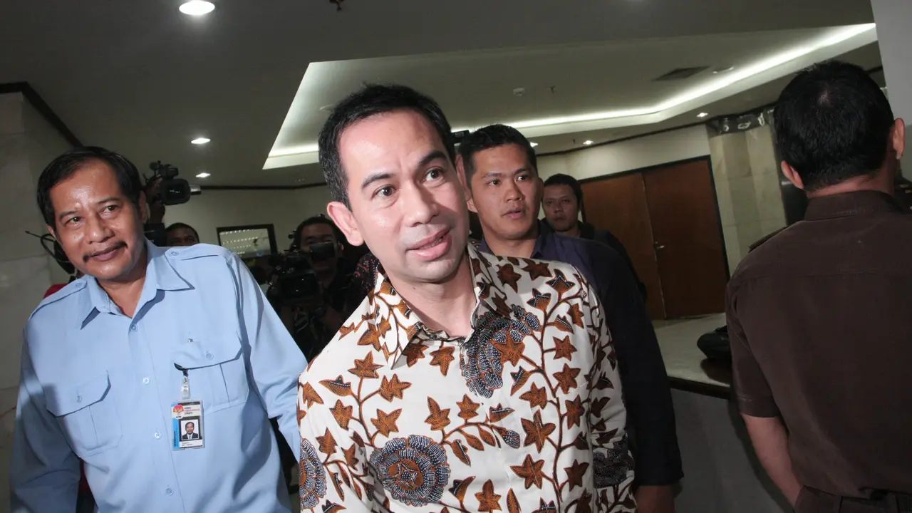 [FOTO] Wawan Bantah Dakwaan Jaksa