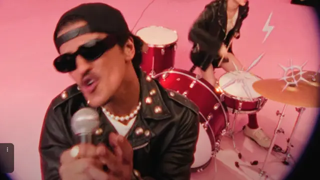 Gaya Kembar Bruno Mars dan Rose BLACKPINK yang Rilis Lagu Baru, Tampil Menggemaskan dengan Jaket Kulit