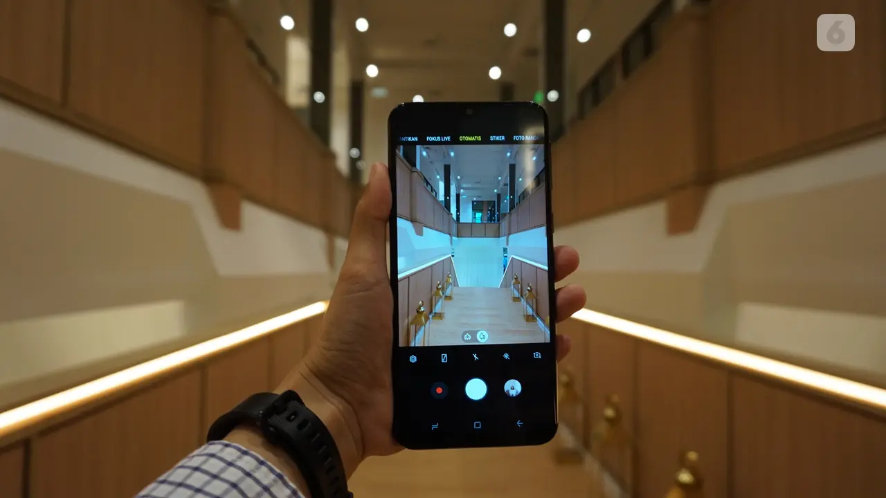 Galaxy M20