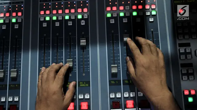 Kiprah Radio Nasional Bertahan di Zaman Digital