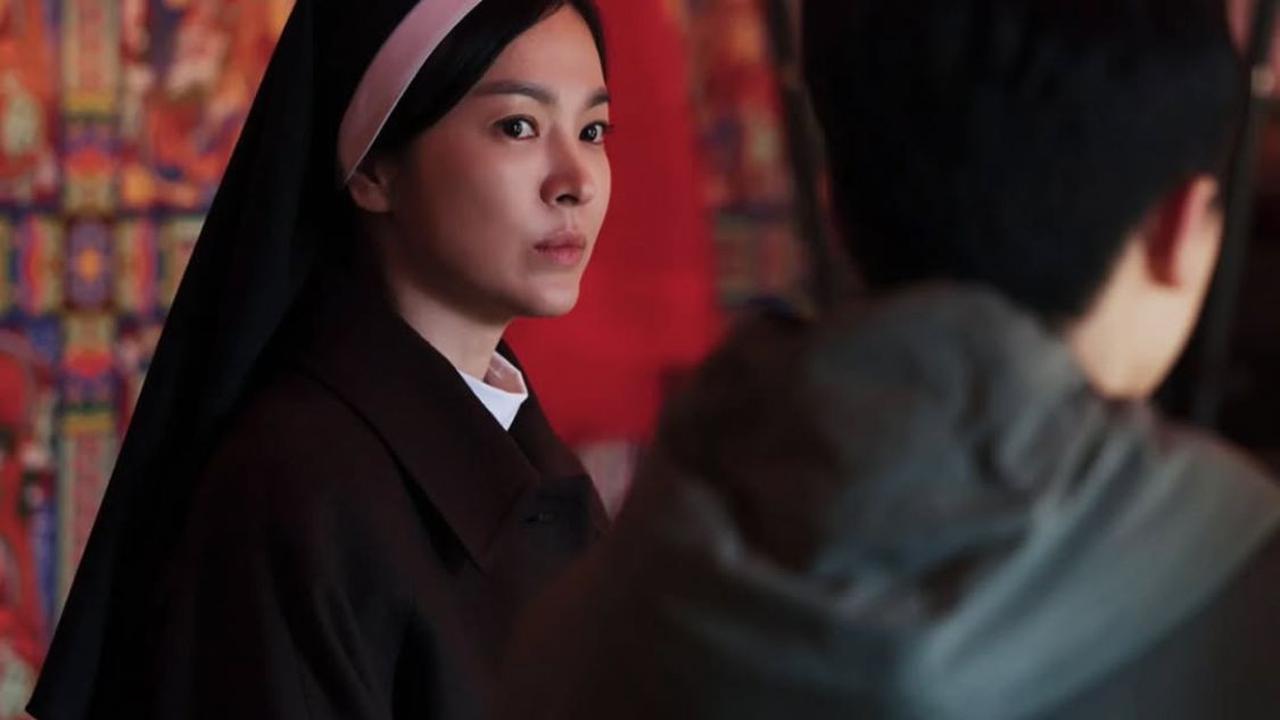 Sinopsis dan Jadwal Tayang 'THE PRIESTS 2: DARK NUNS' Jadi Film Paling Dinanti 2025, Ada Song Hye Kyo