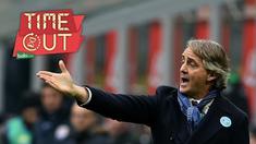 Napoli memuncaki klasemen sementara Serie A pada pekan ke-19, berkat kemenangan 5-1 atas Frosinone. Kepastian itu tak terlepas dari kekalahan Inter Milan dari Sassuolo.