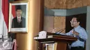 Rizal Ramli saat menghadiri 'Malam Budaya Menyongsong Badan Otorita Danau Toba', Jakarta, Rabu (25/5). Badan ini dibentuk untuk mempercepat  pengembangan Danau Toba sebagai salah satu destinasi wisata prioritas pemerintah. (Liputan6.com/Faizal Fanani)