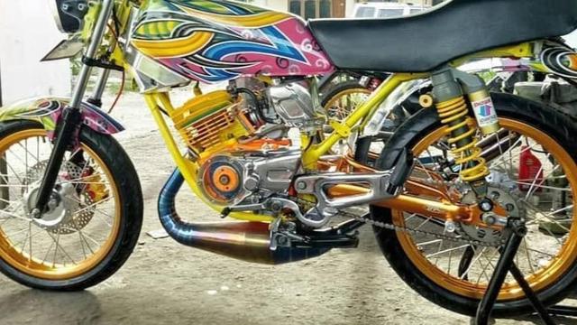 15 Potret Modifikasi RX King, dari Yang Simple sampai Hedon!