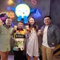 Fadil Jaidi dan Jovi Adhiguna bisnis Street Boba. (Istimewa)