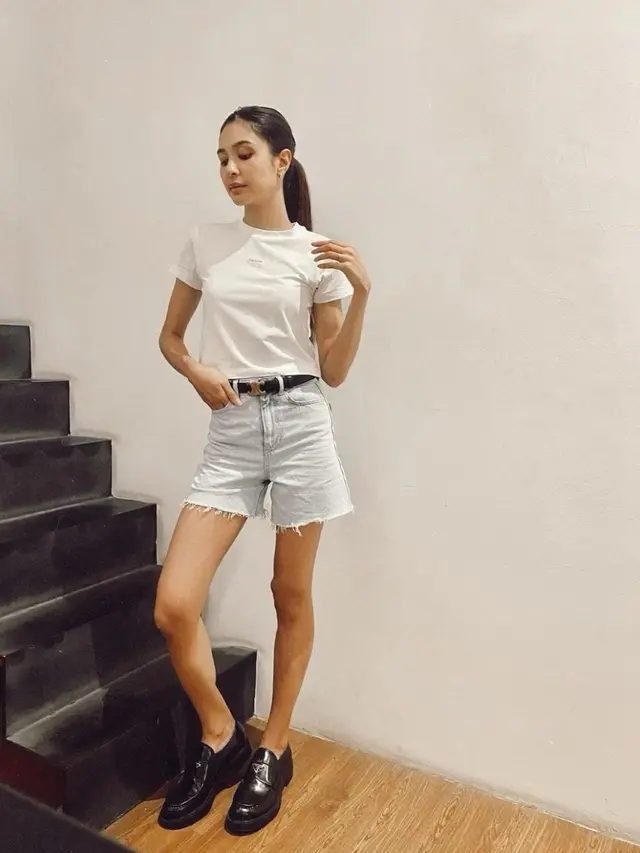 Inspirasi Outfit Santai Mikha Tambayong