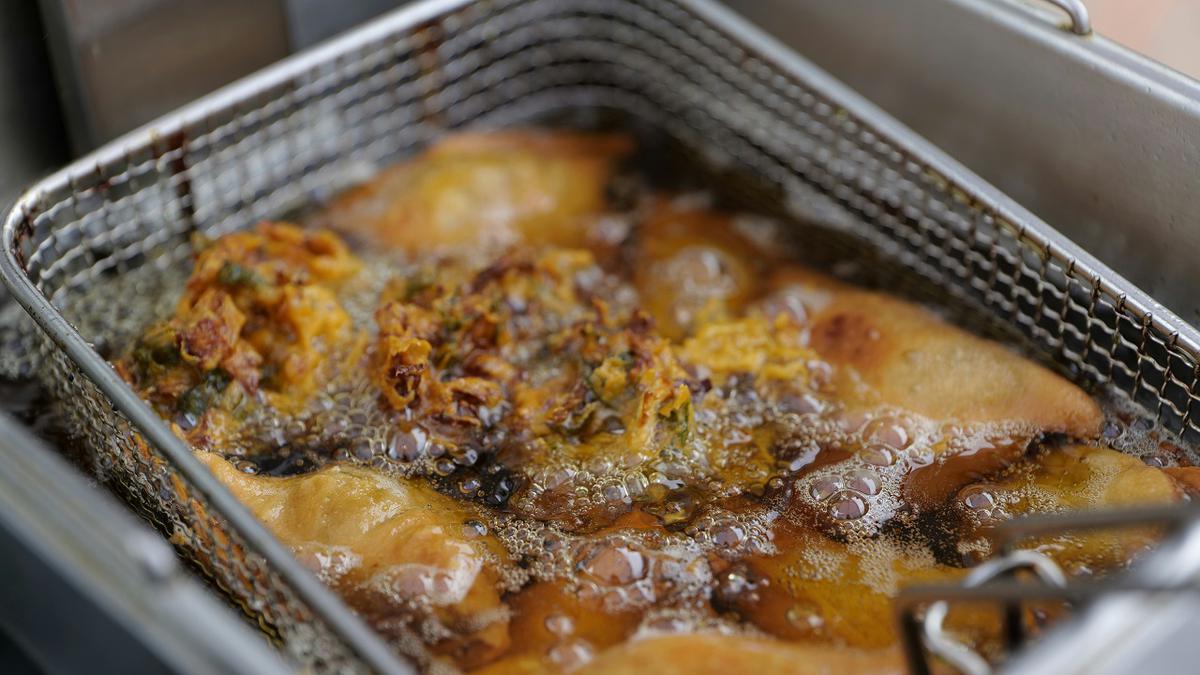 Cara Menggoreng Tanpa Cipratan Minyak: Tips Aman dan Efektif untuk Hasil Sempurna