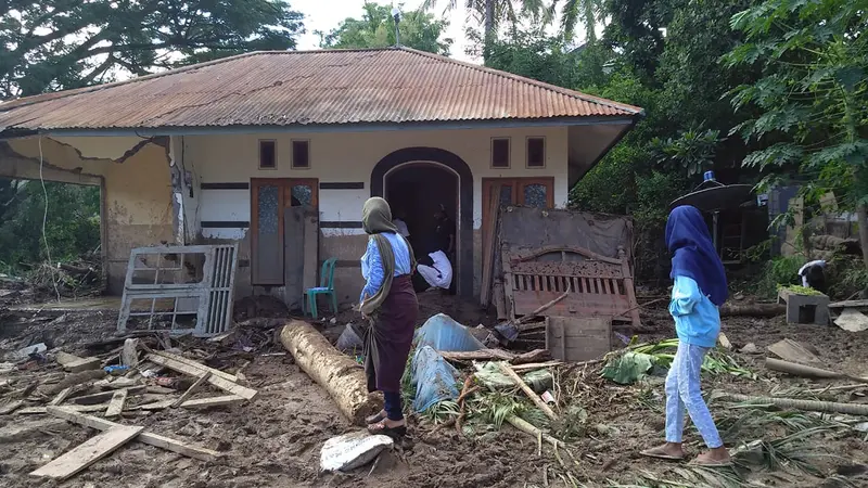 FOTO: Kondisi NTT Usai Diterjang Banjir Bandang