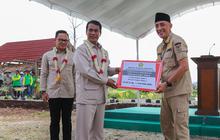 Mentan Amran Salurkan Bantuan Pompa hingga Alsintan, Produksi Padi di Bangkalan Meningkat Signifikan
