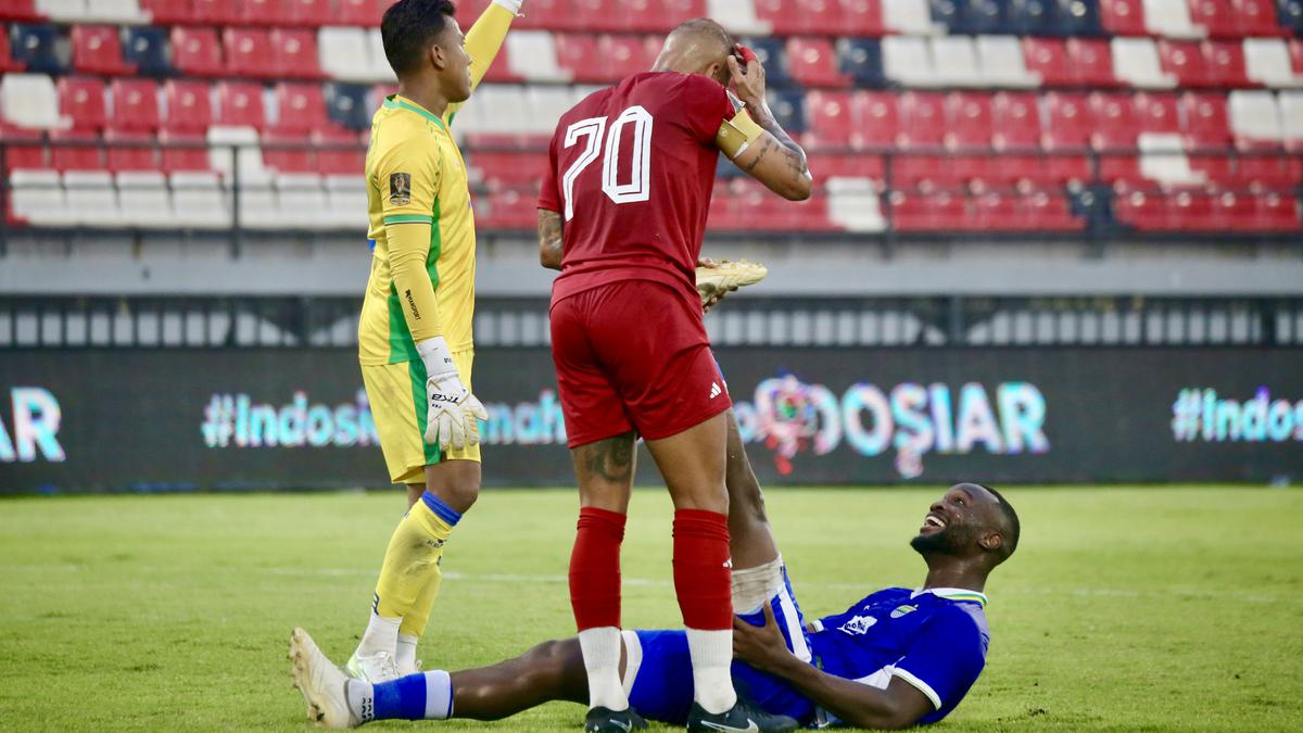 Potret Sisi Lain Duel Persib Vs Persija di Semifinal Piala Presiden 2026: Momen Respek dalam Rivalitas Bertensi Tinggi