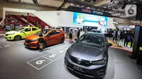 Suasana booth Honda saat memamerkan produk terbarunya dalam ajang Gaikindo Indonesia International Auto Show (GIIAS) 2024 di ICE BSD, Kabupaten Tangerang, Rabu (17/7/2024). (Liputan6.com/Angga Yuniar)