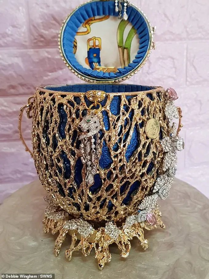 World's most expensive bag by Debbie Wingham