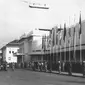 Gedung Merdeka saat penyelenggaraan Konferensi Asia-Afrika 1955 (Public Domain)