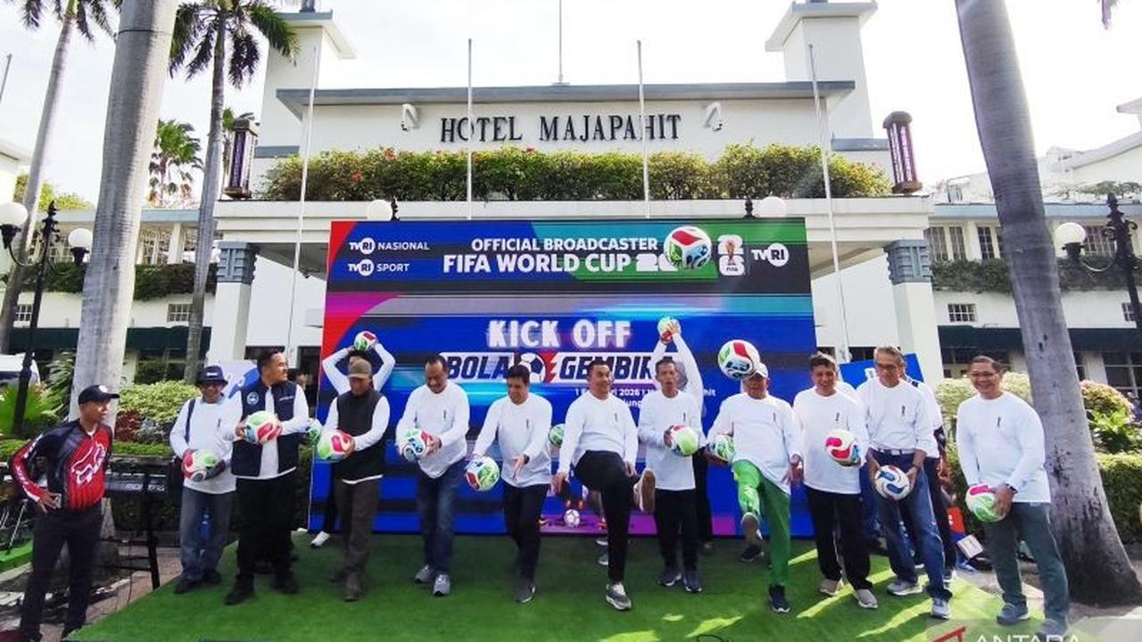 TVRI Jatim Gelar 'Kick Off Bola Gembira' Sambut Piala Dunia 2026 Bersama Legenda Sepak Bola