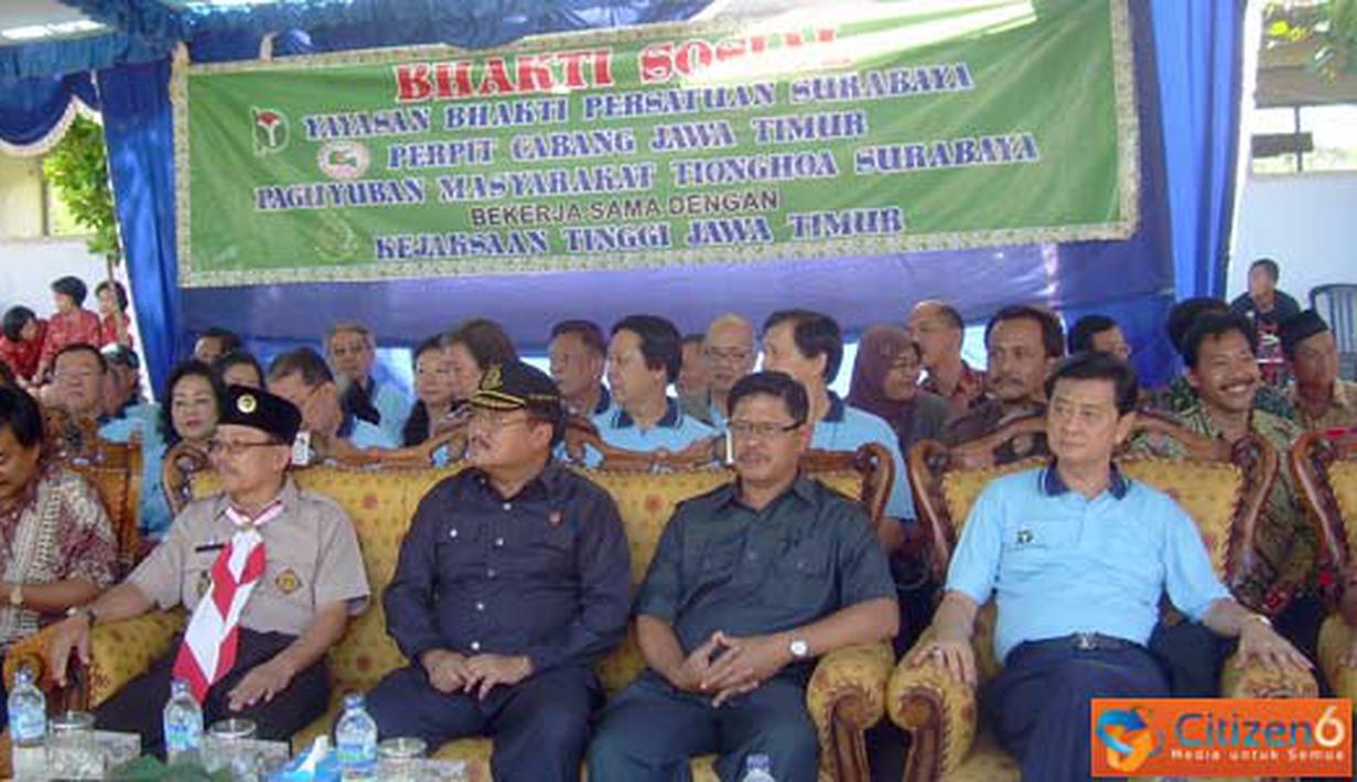 Citizen6, Ponorogo: Kajati Jawa Timur mengadakan baksos di Ponorogo. (Pengirim: Aprilia)