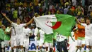 Timnas Aljazair sukses melaju ke babak 16 besar Piala Dunia 2014 usai mengimbangi Rusia 1-1 di Stadion Baixada, Curitiba, Brasil, (27/6/2014). (REUTERS/Damir Sagolj)