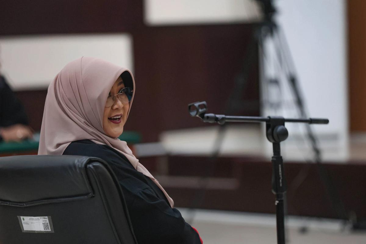 FOTO: Dokter Tifa Didakwa Terkait Tudingan Ijazah Jokowi