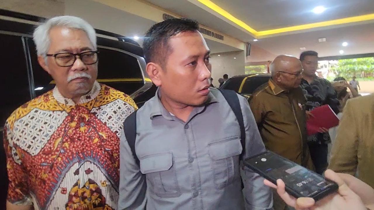 KPK Absen, Sidang Praperadilan Staf Hasto Ditunda hingga 8 April 2025