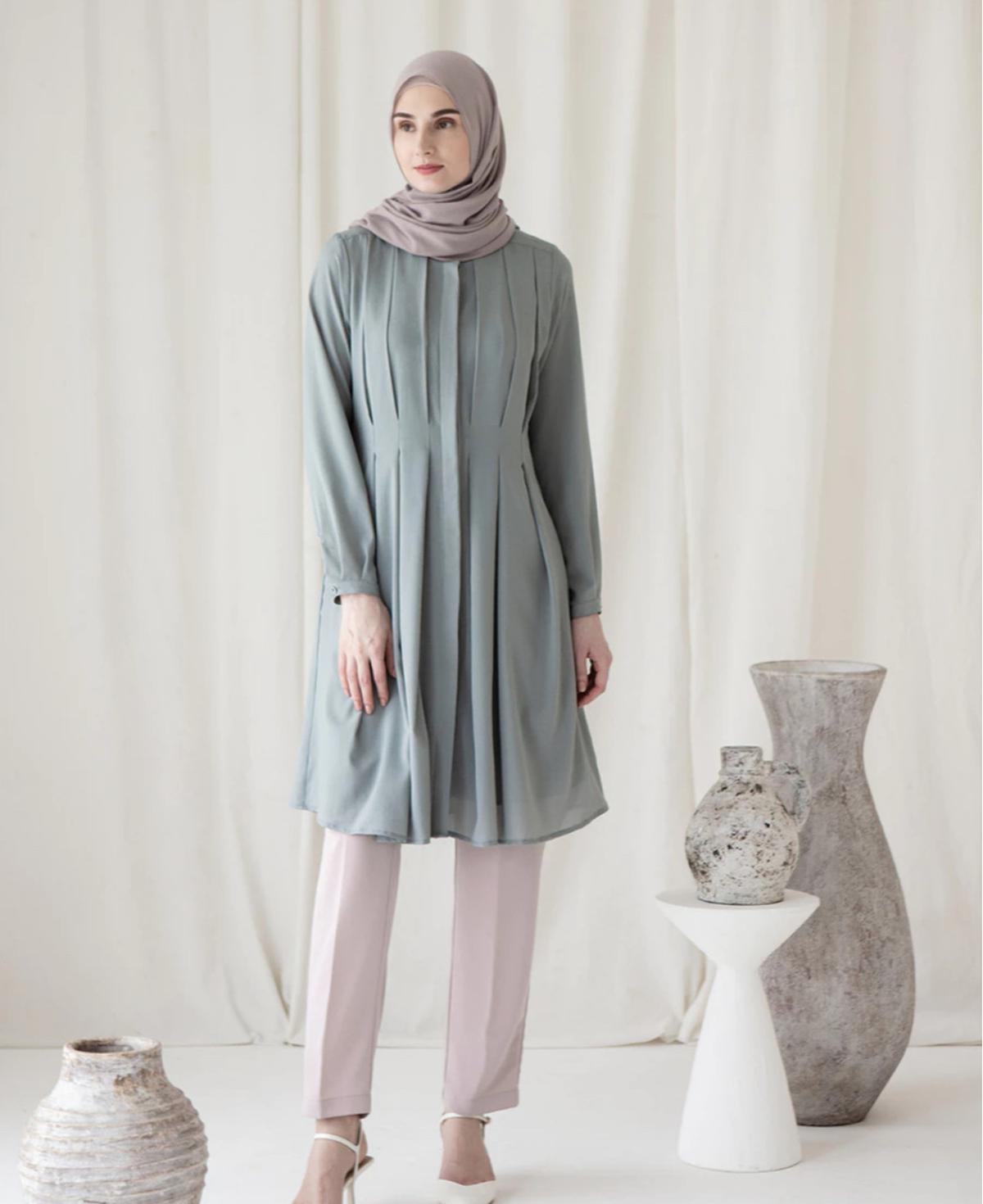 6 Inspirasi Baju Tunik Lebaran 2025 yang Wajib Kamu Coba! Tampil Anggun dan Modis dengan Pilihan Terbaik