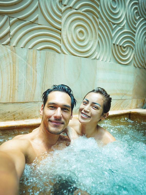 Potret mesra Jessica Iskandar dan Richard Kyle (Sumber: Instagram/richo_kyle)