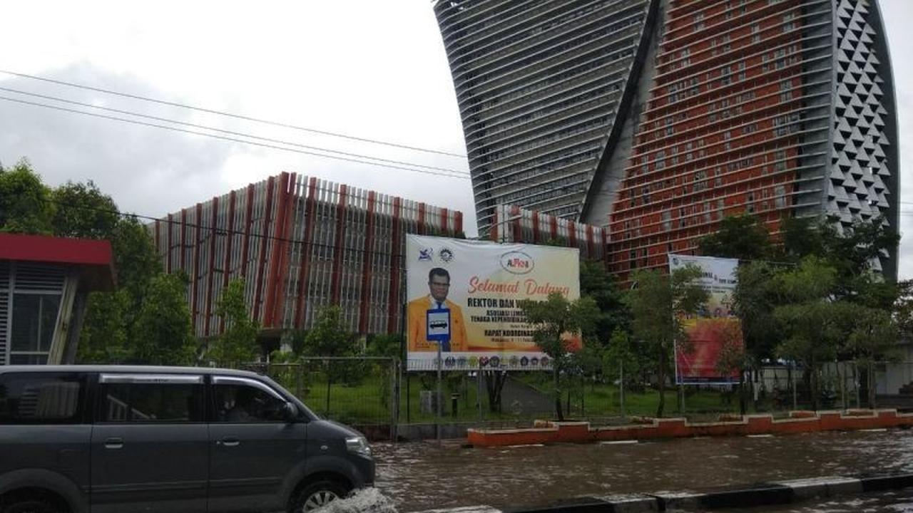 Tahukah Anda? Dinas PU Makassar Catat 9 Titik Rawan Banjir Makassar Akibat Sampah