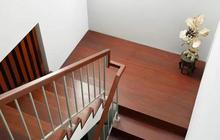 5 Bentuk Tangga Rumah Minimalis Berikan Kesan Mewah dan Bisa Jadi Inspirasi Anda
