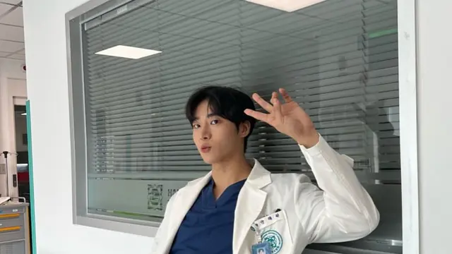 Aktor Korea lakukan diet dan belajar skill untuk acting. (credit: instagram.com/cu.young)