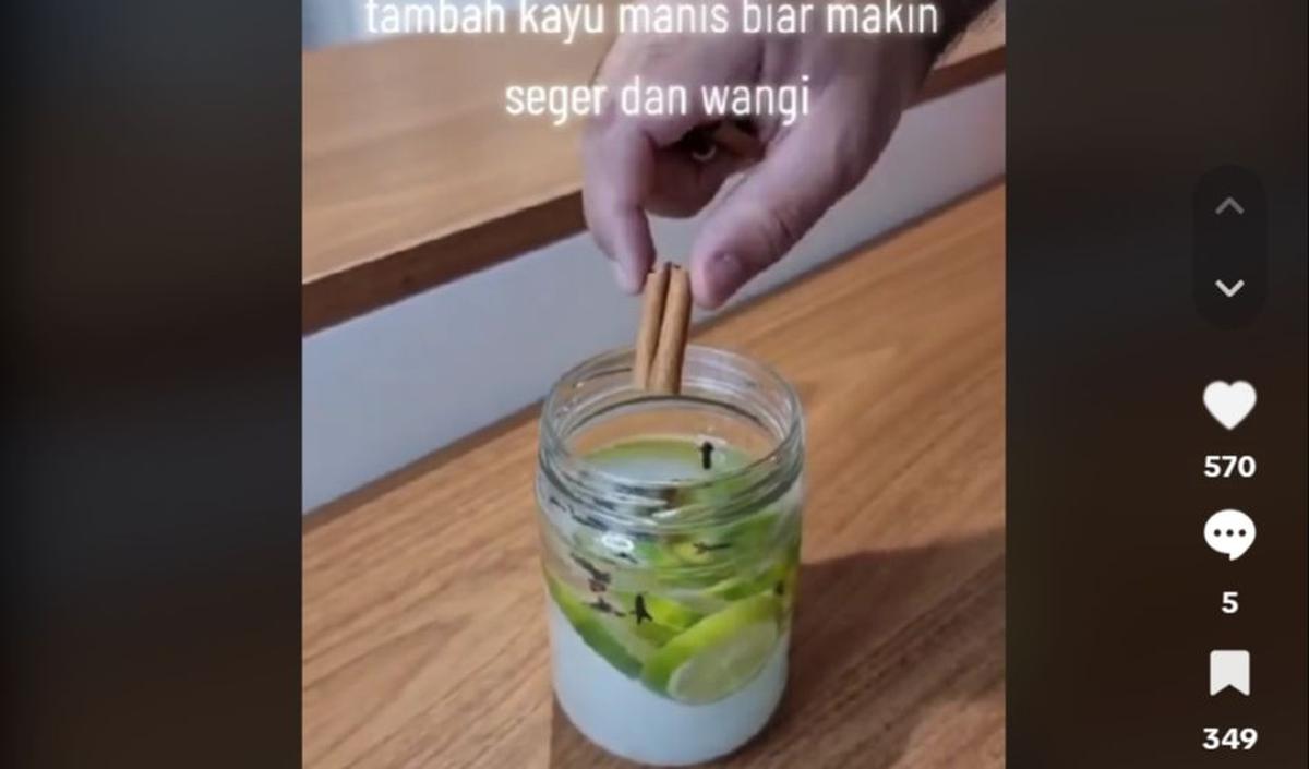 <b>Tambahkan Cengkih dan Kayu Manis</b>