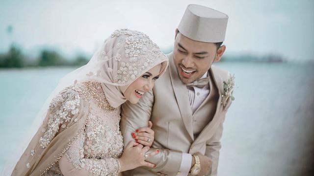 Sudah Enggak Sendiri,  7 Seleb Ini Jalani Ramadhan Bareng Pasangan