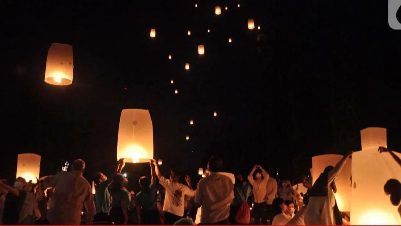<b>Festival Lampion</b>