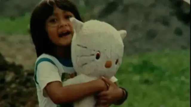 [Fimela] Potret Jadul Nafa Urbach