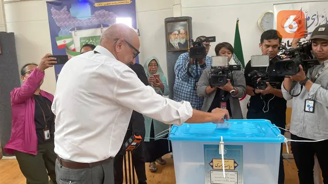 Proses pemungutan suara pemilihan presiden Iran di Indonesia