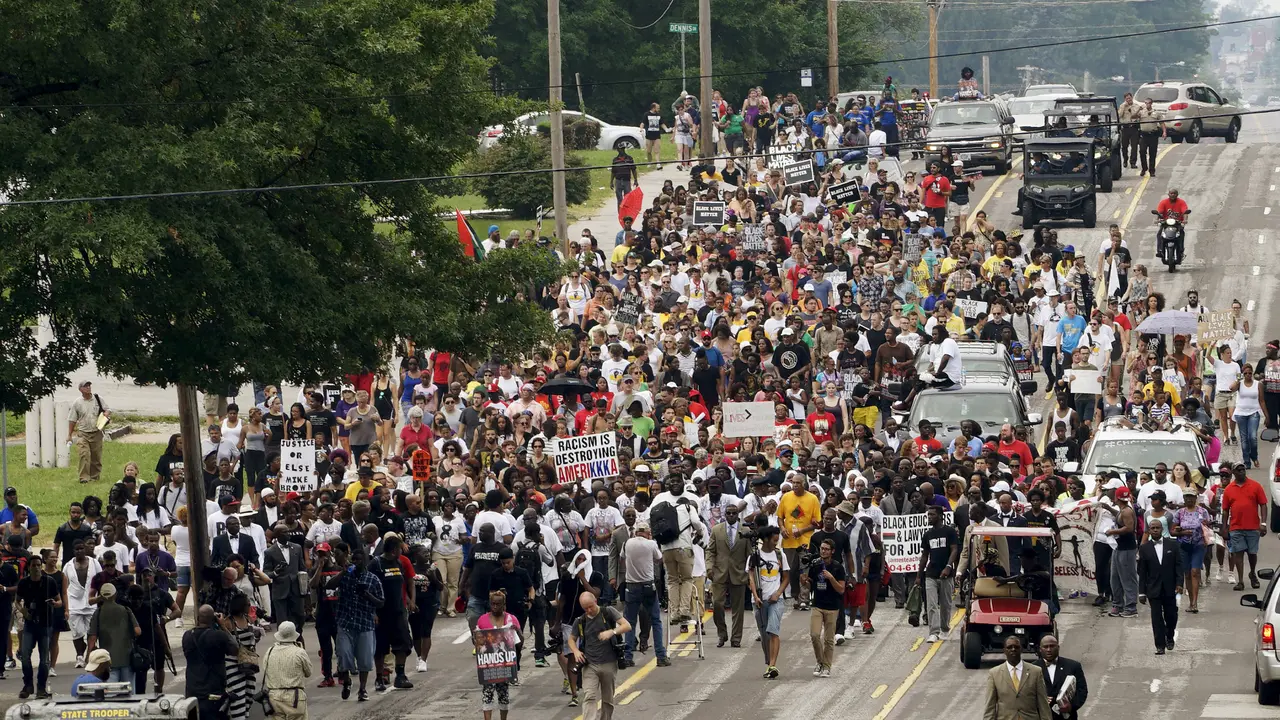 20150809-Ratusan Warga Turun ke Jalan Peringati Setahun Penembakan Michael Brown-New York